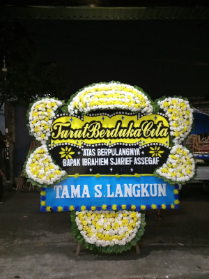 Papan Bunga Duka di 29 Ilir