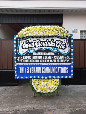 Papan Bunga Duka di 29 Ilir